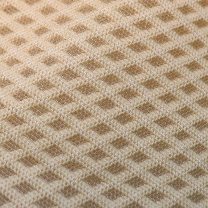 Tissu en maille de polyester 3D en nylon Airmesh Tissu en maille de sport tricoté en polyester 2