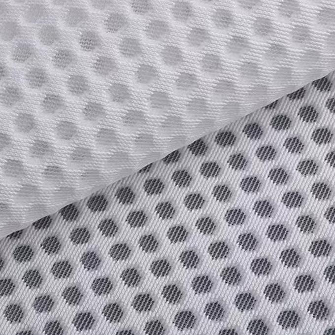 Tissu tricoté 3D mesh respirant Tissu polyester air mesh Tissu haute souplesse pour les chaussures 2