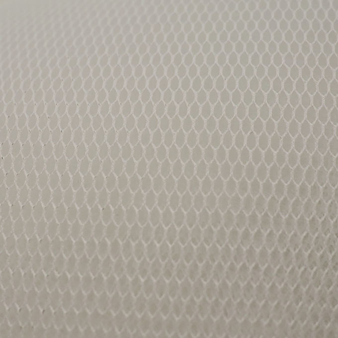 Mémoire 4 mm Matériau de maille 3D Tissu de maille en polyester hautement respirant 3