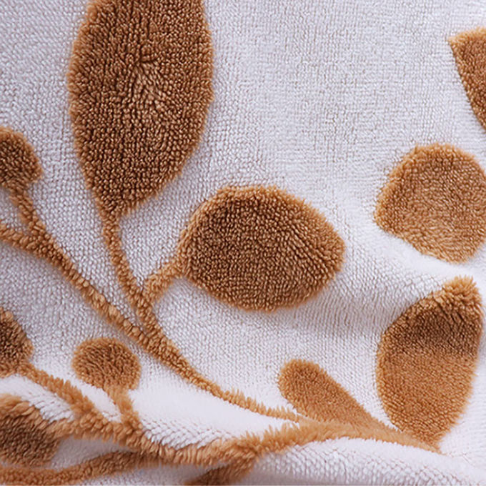 Couverture de fourrure pour la maison 8