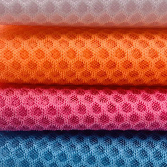 Matériau de treillis 3D en treillis en polyester 100% recyclé 4