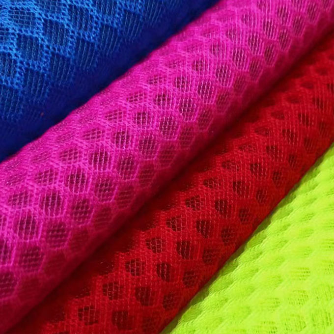 Matériau de treillis 3D en treillis en polyester 100% recyclé 6