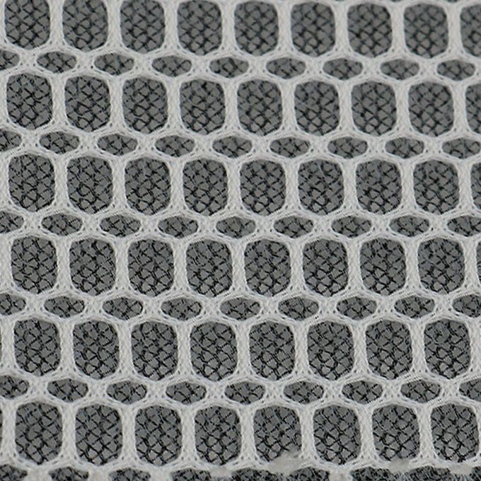Matériau de treillis 3D gris de 3 mm, 100% de treillis en polyester absorbant l'humidité 2