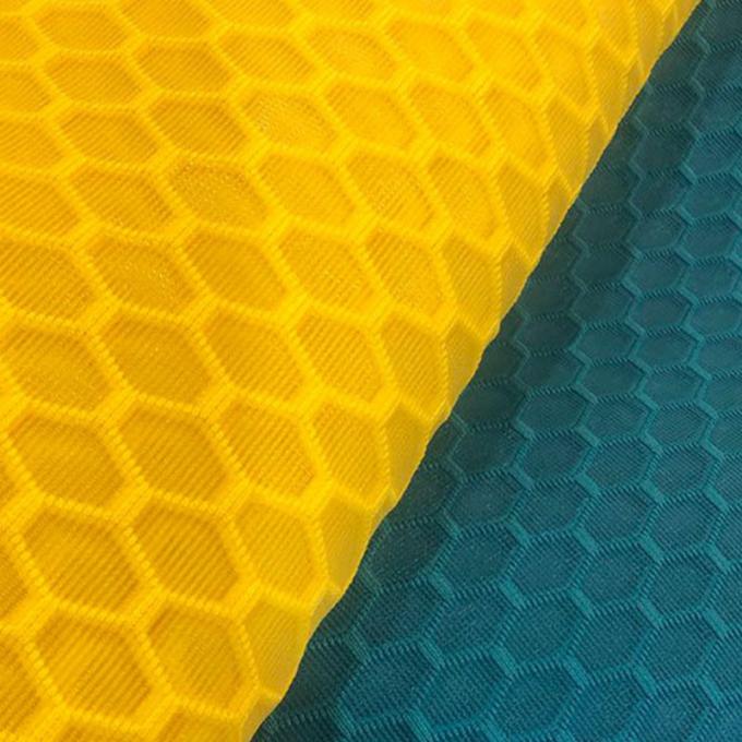 Tissu en maille de polyester 100% en maille tricotée Airmesh respirant en maille d'espacement Tissu fin en maille noire 7