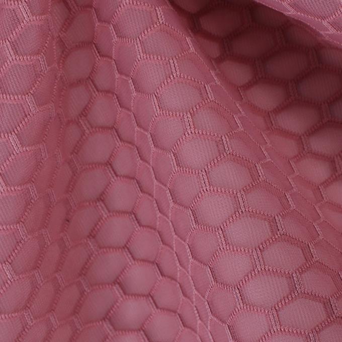 Tissu en maille de polyester 100% en maille tricotée Airmesh respirant en maille d'espacement Tissu fin en maille noire 3