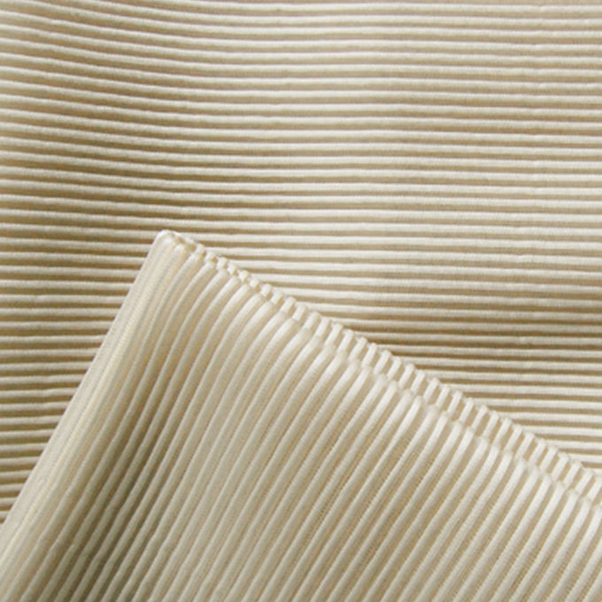 Matériau de treillis 3D résistant aux larmes, respirant, tissus en treillis en polyester 240GSM pour chaussures 1