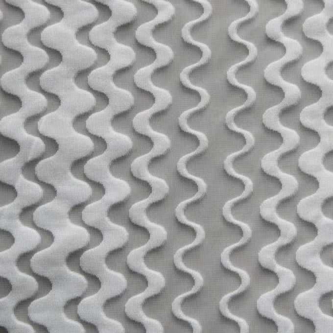 Matériau de maille 3D imperméable aux larmes de Jacquard, maille de polyester recyclée de 3 mm 4
