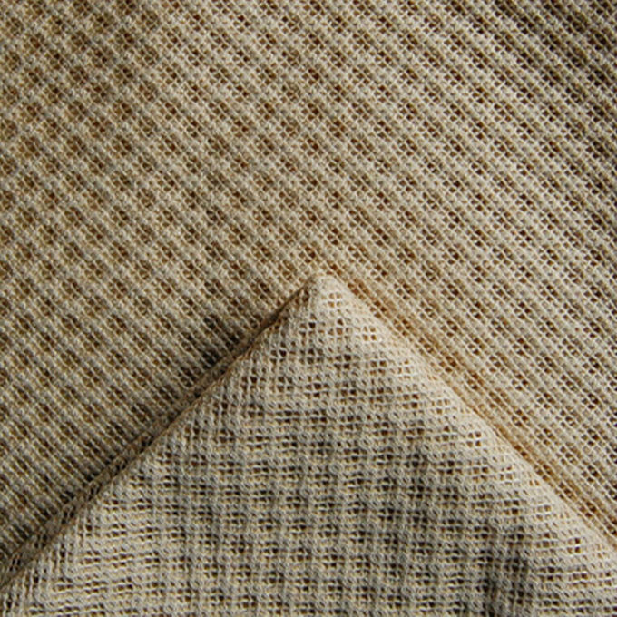 Maillage en tricot 3D en forme de mémoire en forme de maille en polyester 100% en tissu 460gm 0